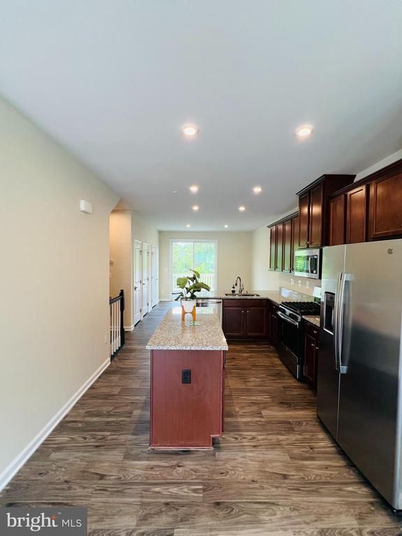 150 Rebecca Hammond Ct, Brooklyn Park, MD 21225