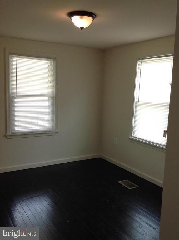 802 E South St, Frederick, MD 21701