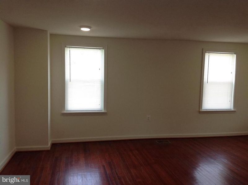 802 E South St, Frederick, MD 21701