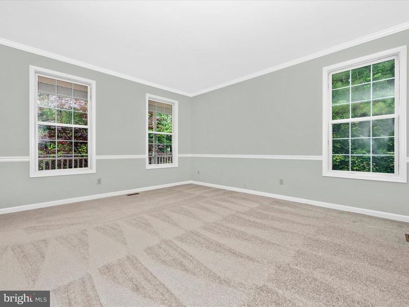 324 Copper Oaks Dr, Woodsboro, MD 21798