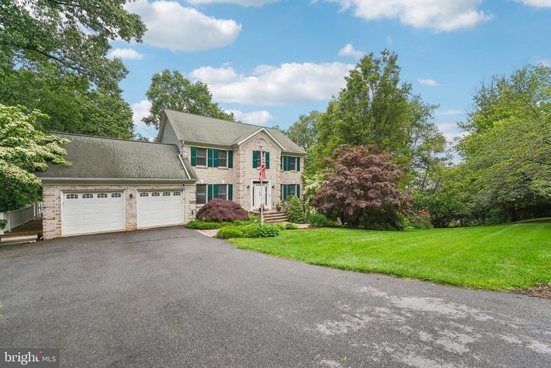 4270 Deborah Ct, Mount Airy, MD 21771