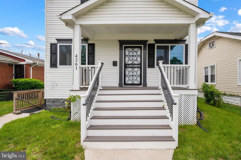 4261 Meade St NE, Washington, DC 20019