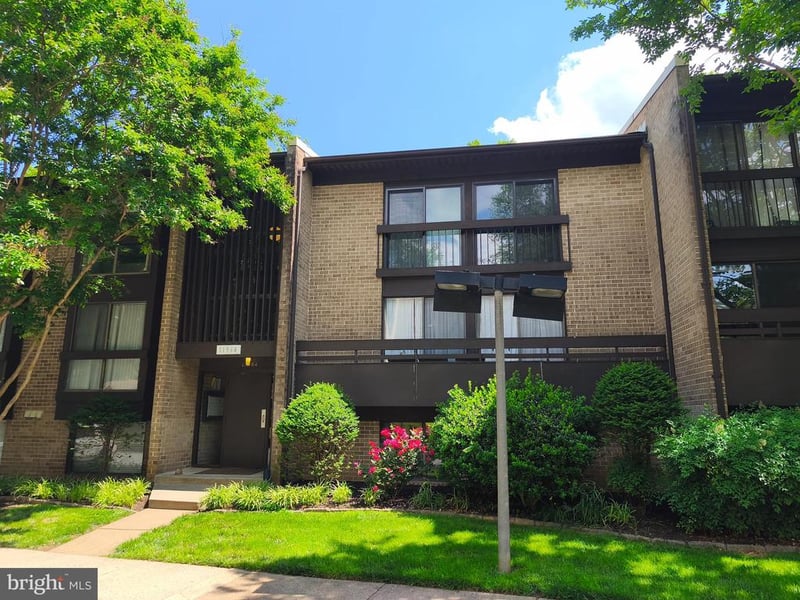 11564 Rolling Green Ct #101, Reston, VA 20191