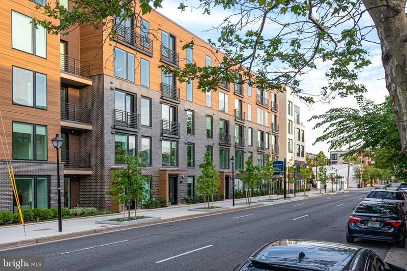 701 N Henry St #204, Alexandria, VA 22314