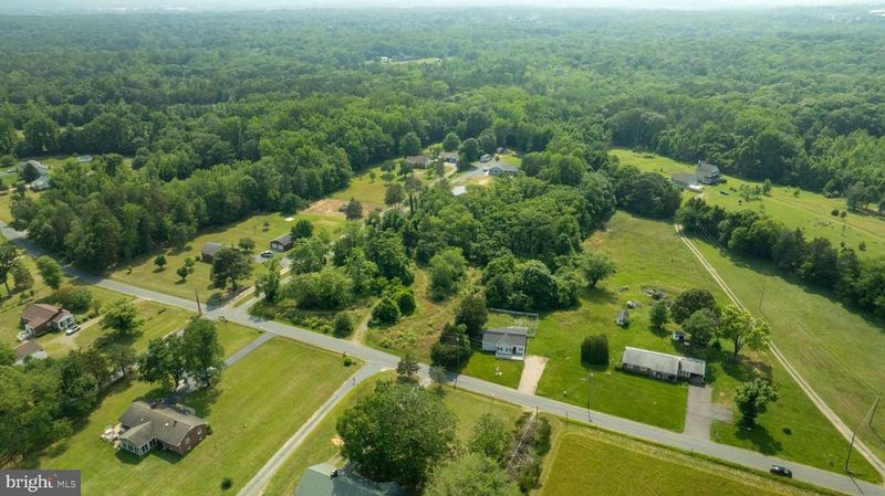 112 Mccarty Rd, Fredericksburg, VA 22405