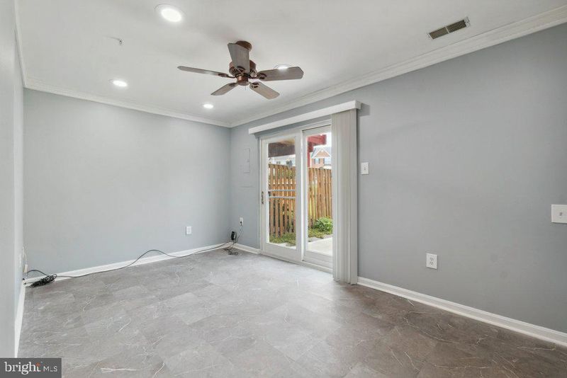 2454 Epstein Ct, Brookeville, MD 20833