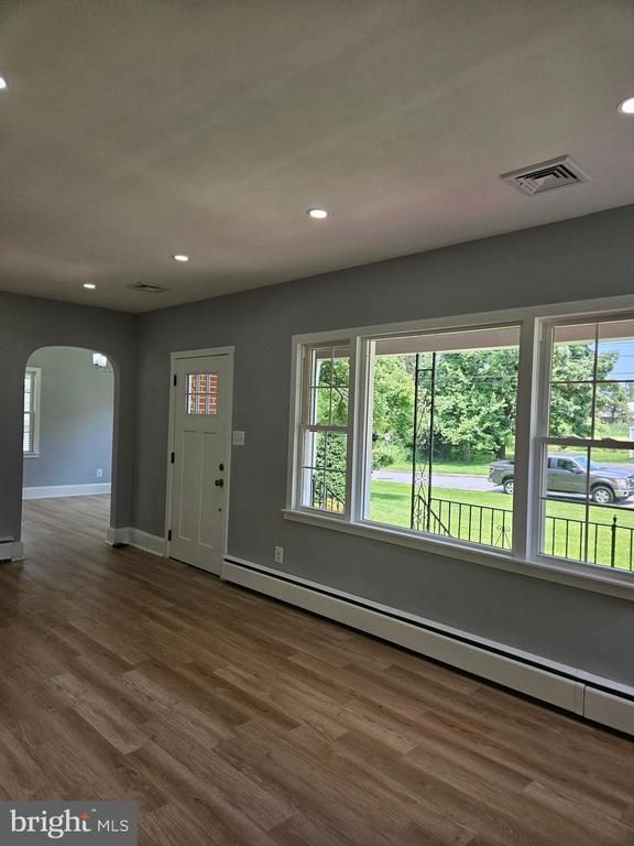 2 Saint Charles Rd, Baltimore, MD 21225