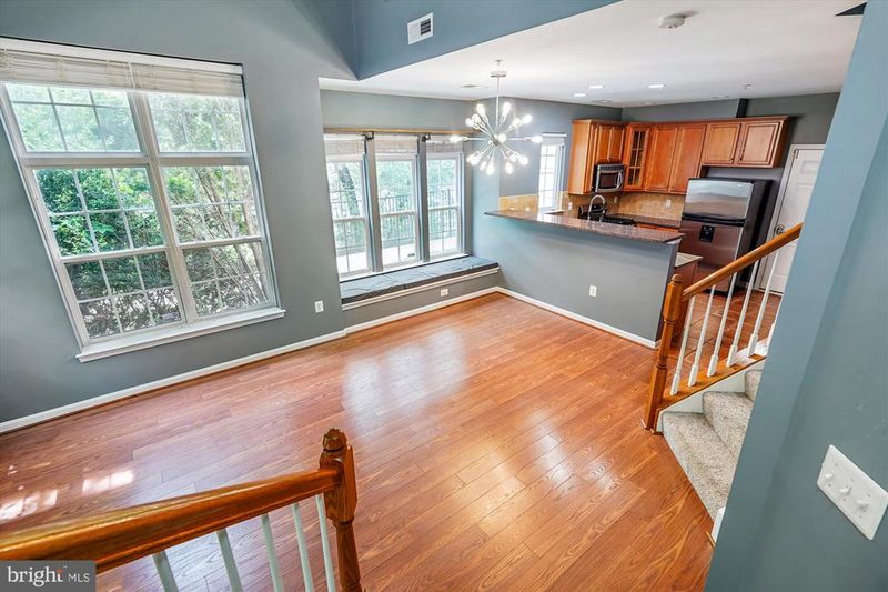 7170 Little Thames Dr, Gainesville, VA 20155