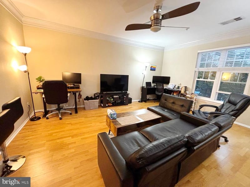 1581 Spring Gate Dr #5207, Mclean, VA 22102