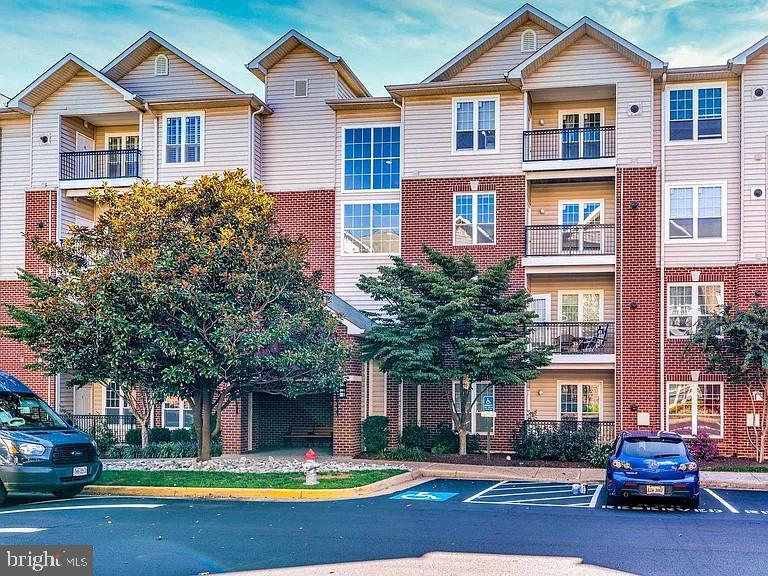 1581 Spring Gate Dr #5207, Mclean, VA 22102