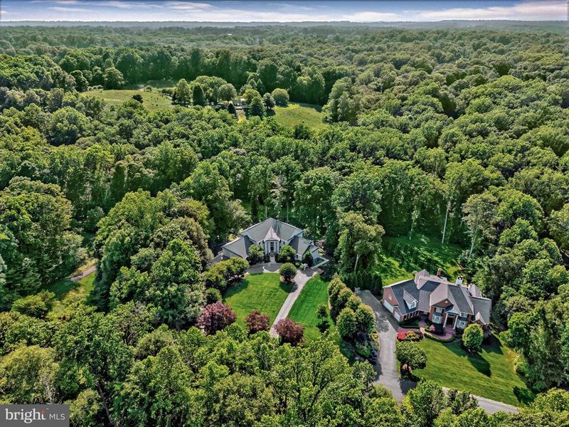 180 River Park Dr, Great Falls, VA 22066