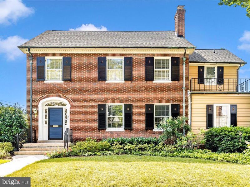 332 Magnolia Ave, Frederick, MD 21701