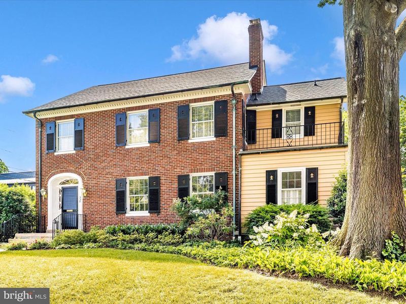 332 Magnolia Ave, Frederick, MD 21701