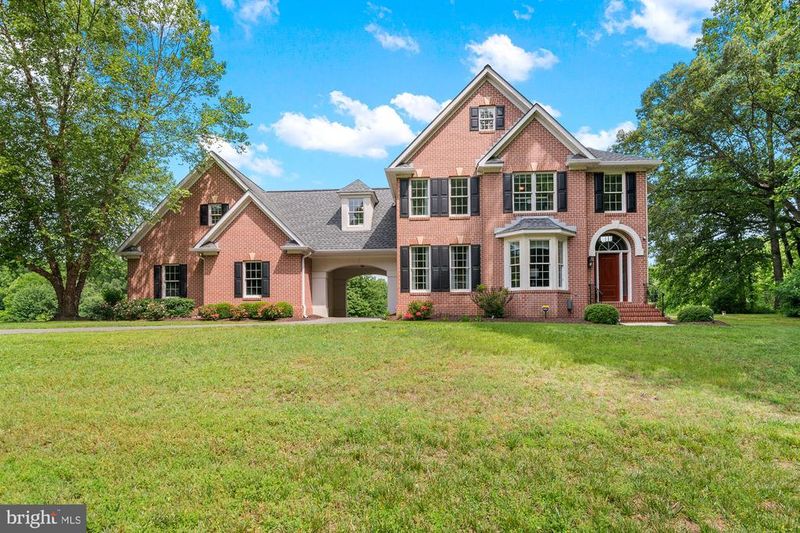 2008 Martins Grant Ct, Crownsville, MD 21032
