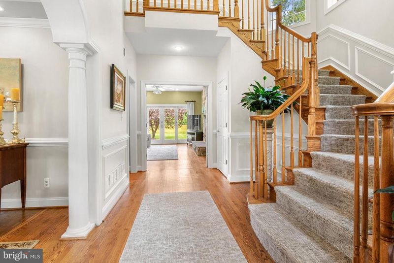 2008 Martins Grant Ct, Crownsville, MD 21032