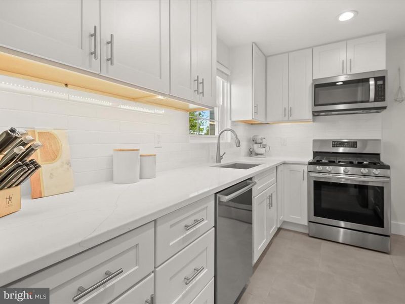 4305 Everett St, Kensington, MD 20895