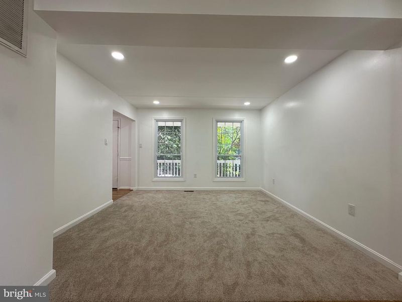 7 Tenbrooke Ct, Stafford, VA 22556