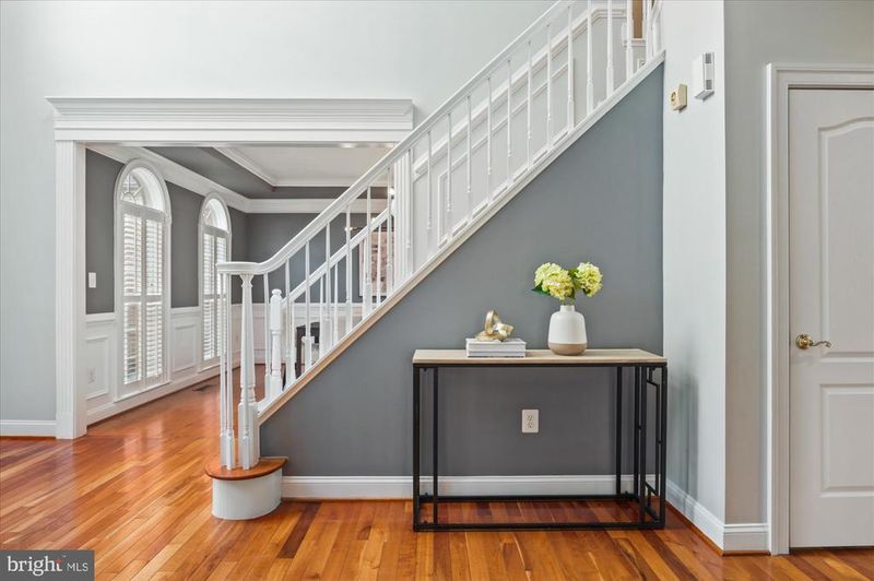 6825 Williamsburg Blvd, Arlington, VA 22213