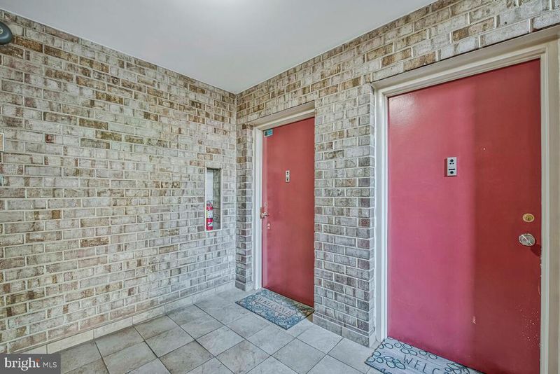 7054 Eastern Ave NW #103, Washington, DC 20012