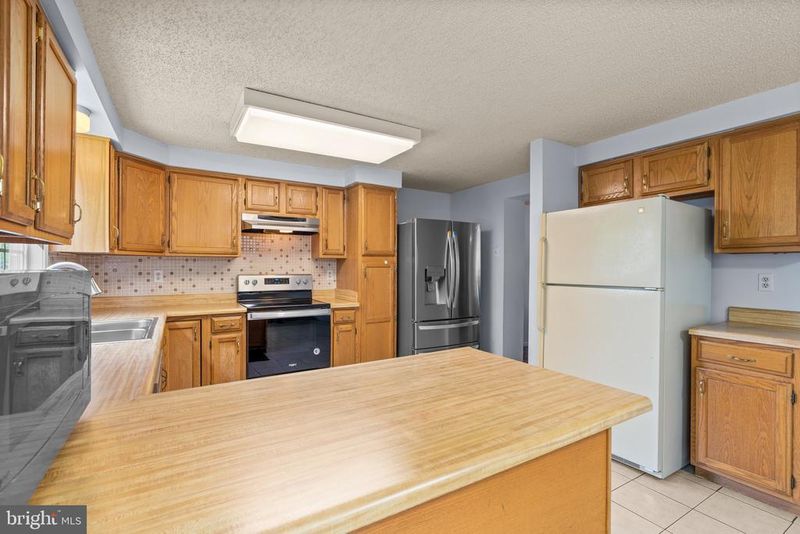 12916 New Hampshire Ave, Silver Spring, MD 20904