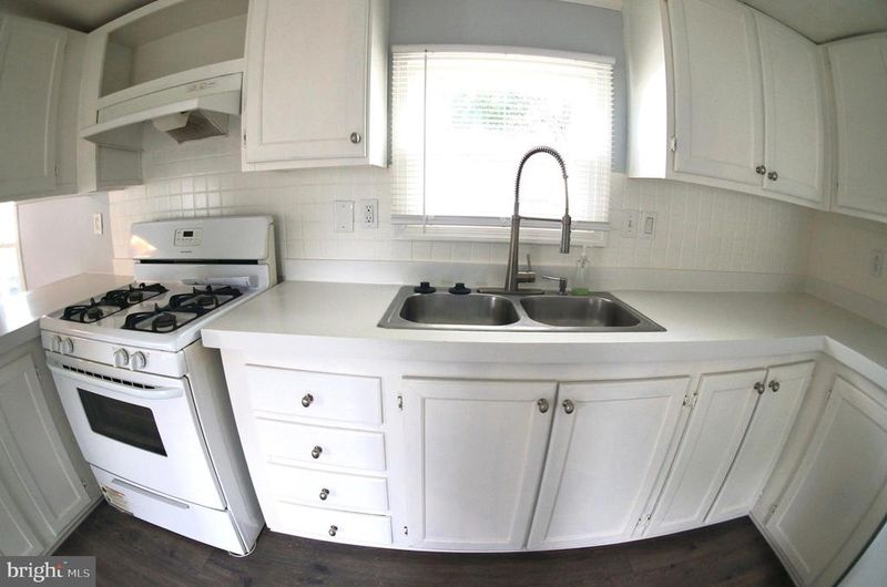 20 Maryanne Ave, Stafford, VA 22554