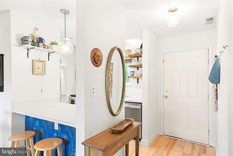 10277 Cliff Swallow Ct #205A, New Market, MD 21774