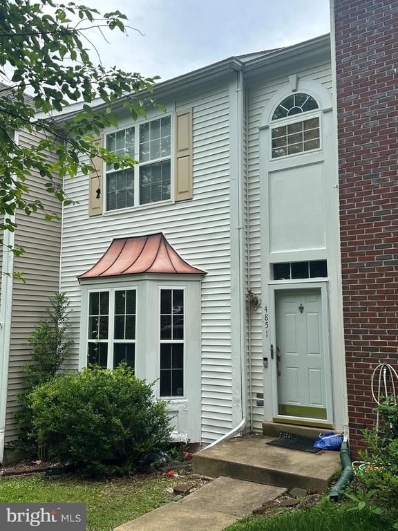4851 Ebb Tide Ct, Dumfries, VA 22025