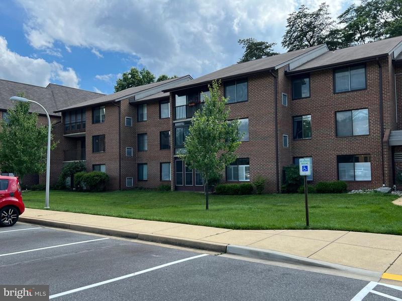 15300 Beaverbrook Ct #88-2B, Silver Spring, MD 20906