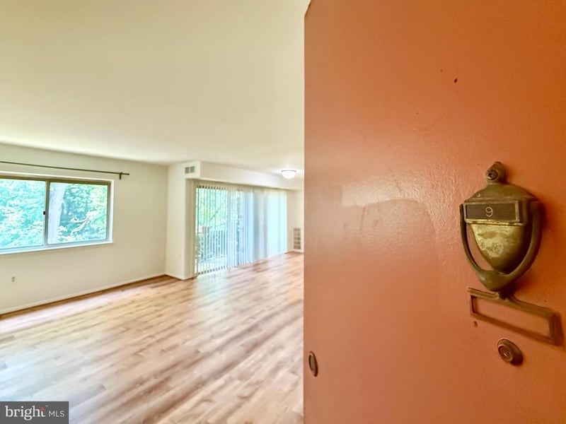12204 Braxfield Ct #235, Rockville, MD 20852