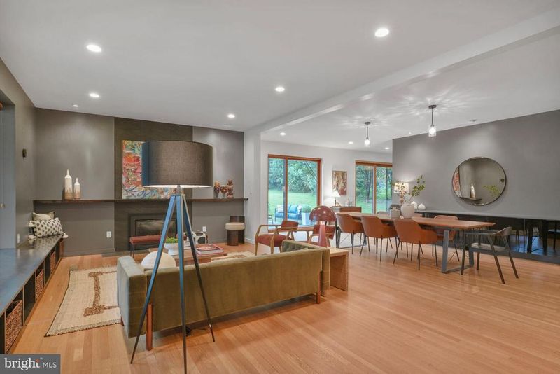 4844 Yorktown Blvd, Arlington, VA 22207