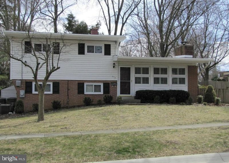 715 Marshall Ave, Rockville, MD 20851