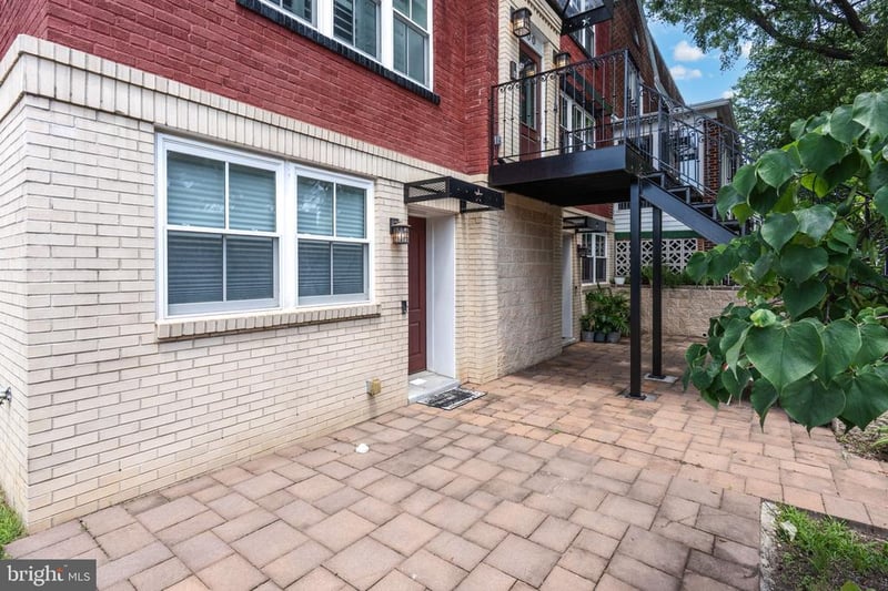 400 21st St NE #1, Washington, DC 20002