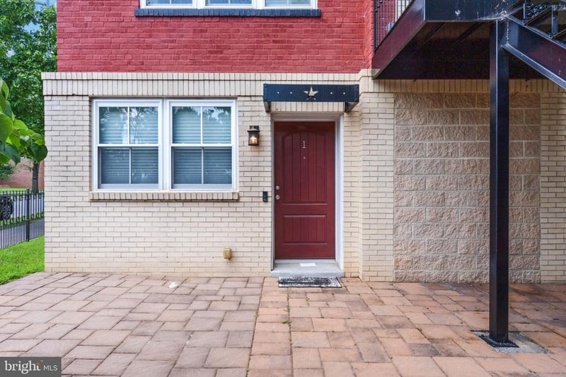 400 21st St NE #1, Washington, DC 20002