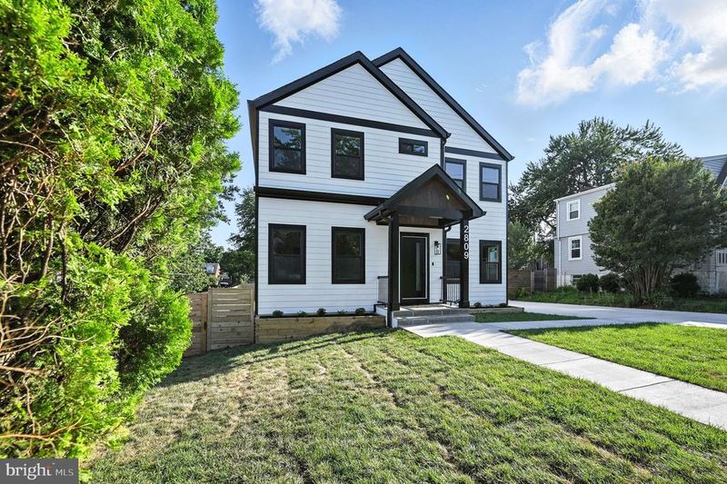 2809 Memorial St, Alexandria, VA 22306