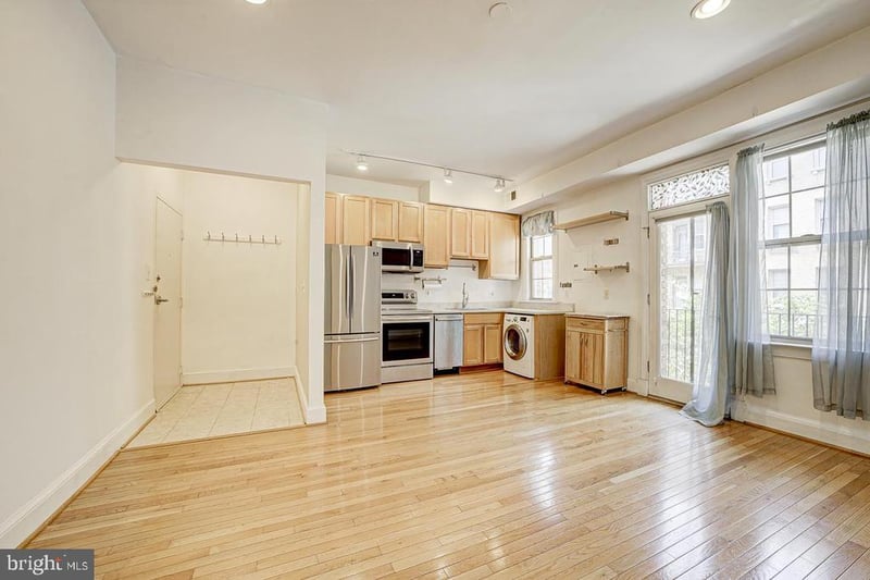 1401 Columbia Rd NW #219, Washington, DC 20009