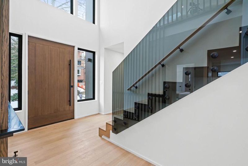 5244 Watson St NW, Washington, DC 20016