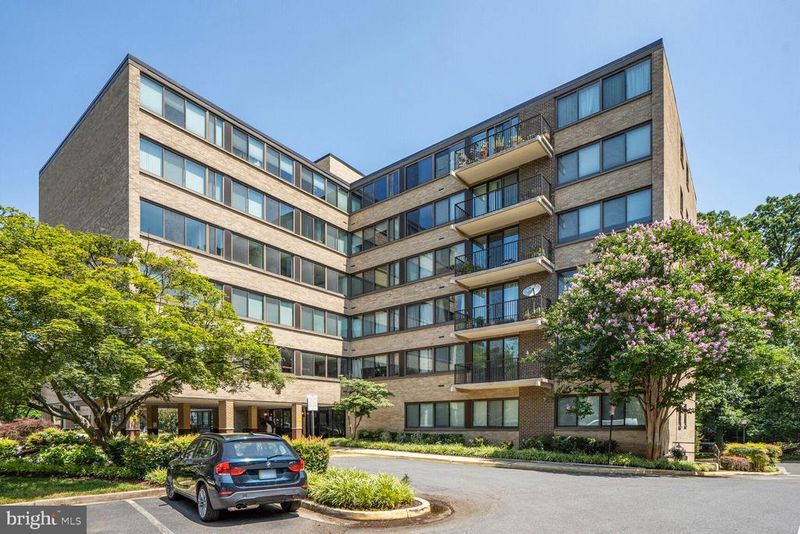 600 Roosevelt Blvd #510, Falls Church, VA 22044
