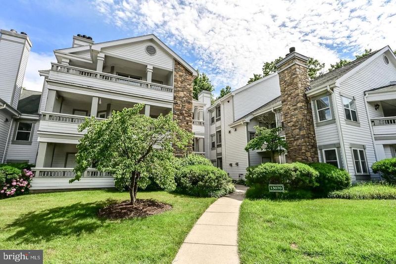 13070 Autumn Woods Way #105, Fairfax, VA 22033
