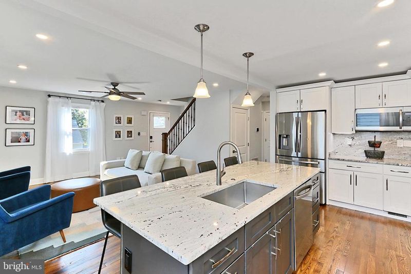 5029 22nd St S, Arlington, VA 22206
