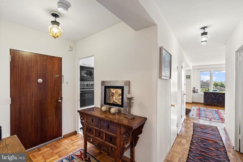 2475 Virginia Ave NW #822, Washington, DC 20037