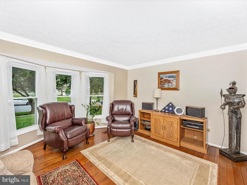 1405 Hunting Horn Ln, Frederick, MD 21703