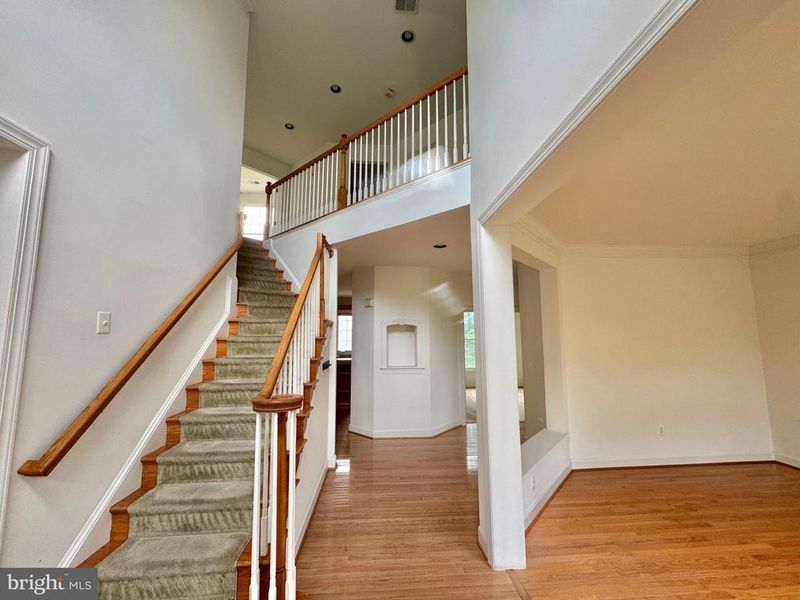 21931 Hyde Park Dr, Ashburn, VA 20147