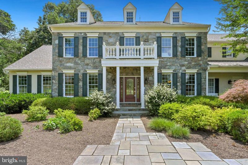 40623 Canongate Dr, Leesburg, VA 20175