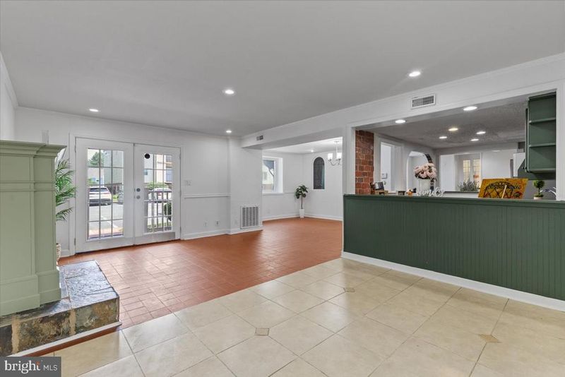 202 Buckingham Ln #102, Stafford, VA 22556