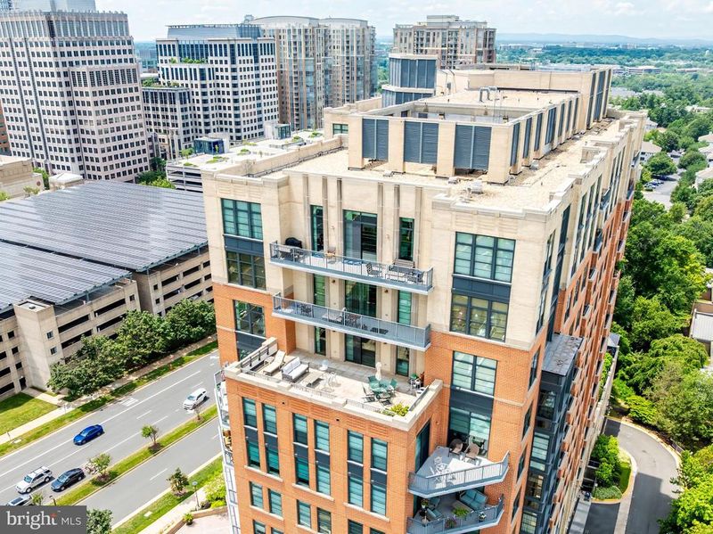 1830 Fountain Dr #1305, Reston, VA 20190