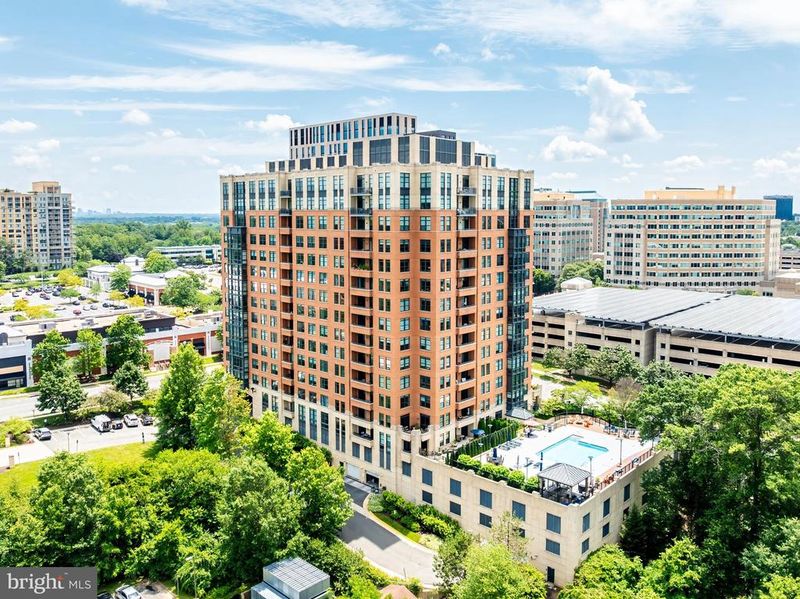 1830 Fountain Dr #1305, Reston, VA 20190