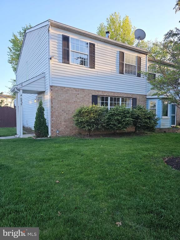 6827 Larkspur Sq, Frederick, MD 21703