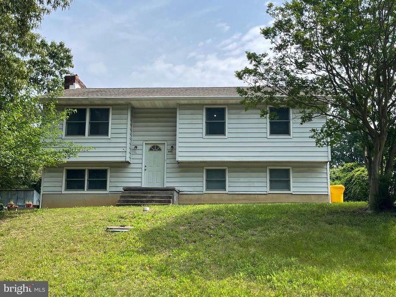 1610 Hog Farm Rd, Millersville, MD 21108