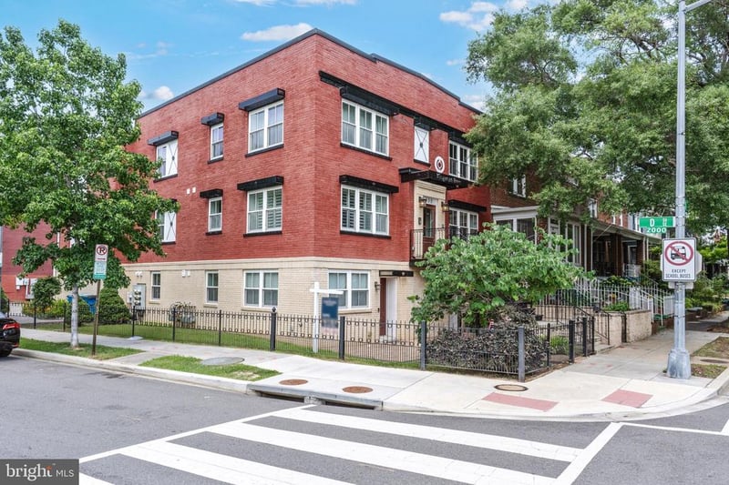 400 21st St NE #1, Washington, DC 20002