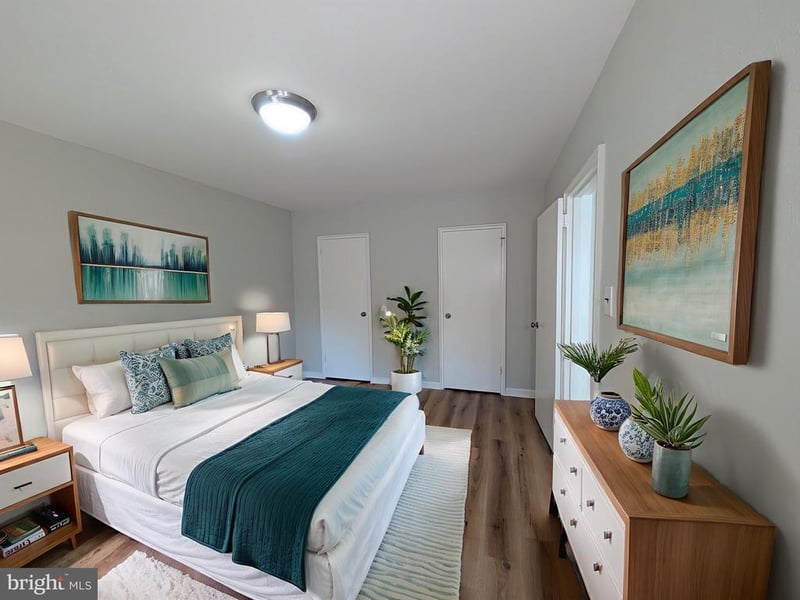 4824 Chevy Chase Dr #302, Chevy Chase, MD 20815